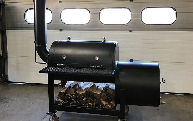 Lincoln-Way Welding Students to Auction Texas Pit Smoker
